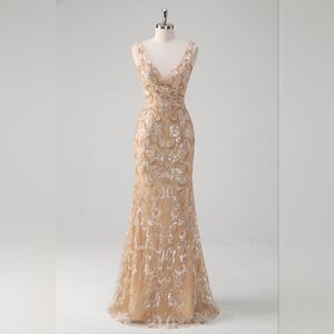 Glitter Champagne Mermaid V-Neck Sequin Dredd With Beading - NEVER BEEN WORN